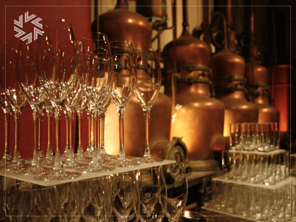 Organisez un dîner de gala d'entreprise à la Distillerie avec IDF événements