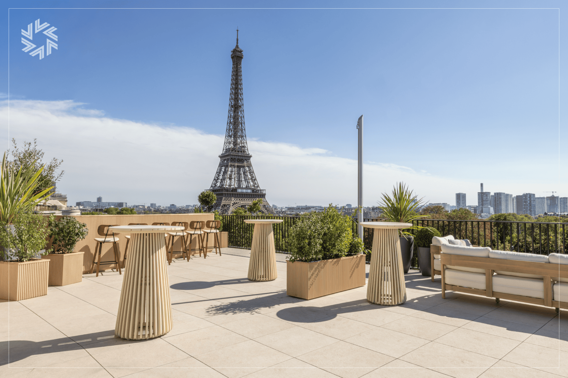 Create a High-Impact Corporate Event With an Eiffel Tower View