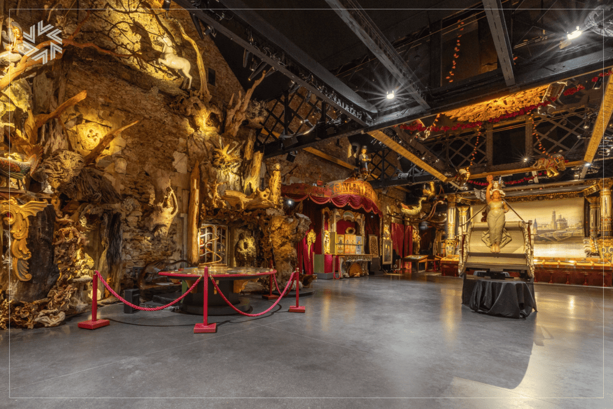 Soirée entreprise cabaret élégante organisée à bord de l’Orient-Express art déco