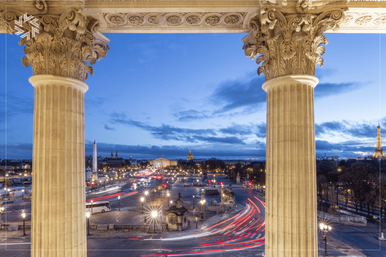 Cocktail de reconnaissance collaborateurs sur rooftop avec vue Paris